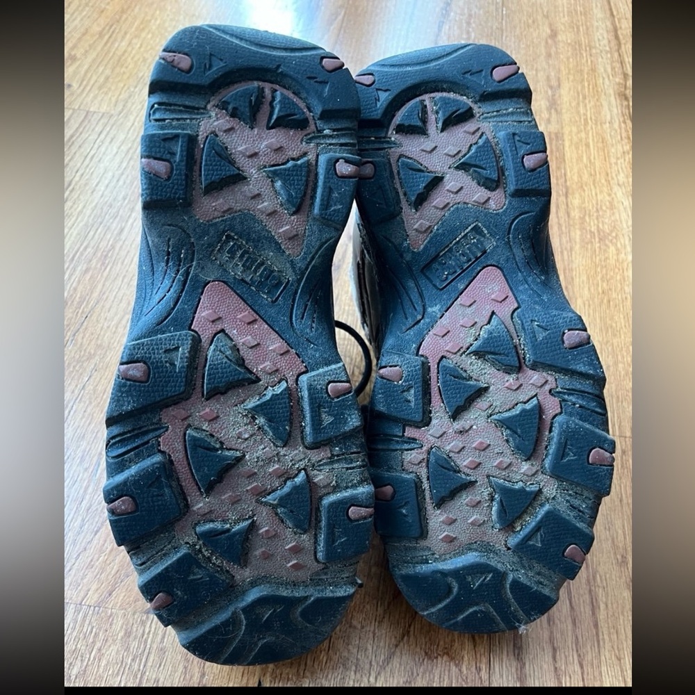 Alpine Design Hiking Boots - Picture 6 of 10
